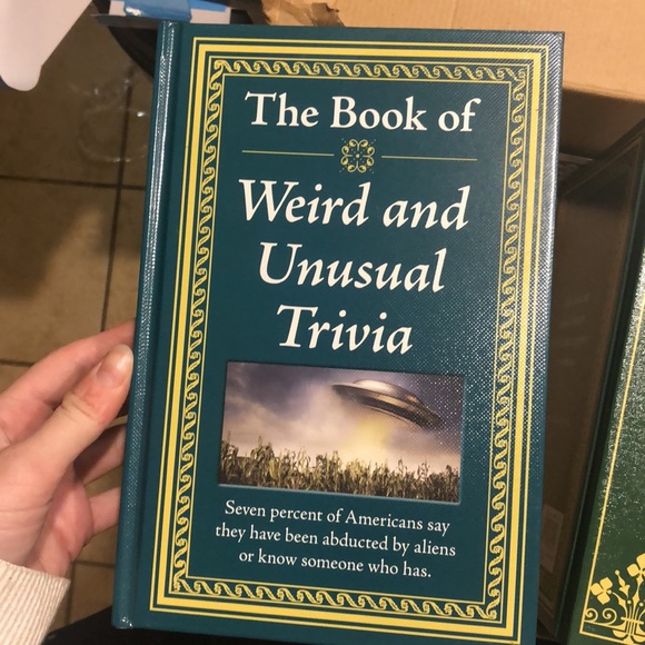 Set of Six interesting fact books. - Picture 7 of 14